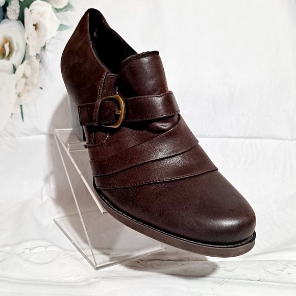 YUU RALAY SLIP ON FAUX LEATHER ANKLE BOOTS SIZE 11 - Picture 1 of 8